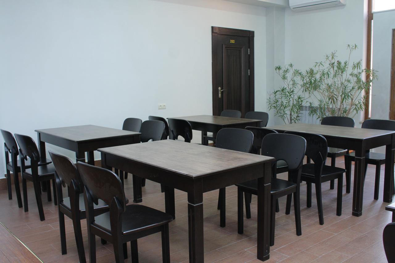 Best View Hotel Erivan Exterior foto