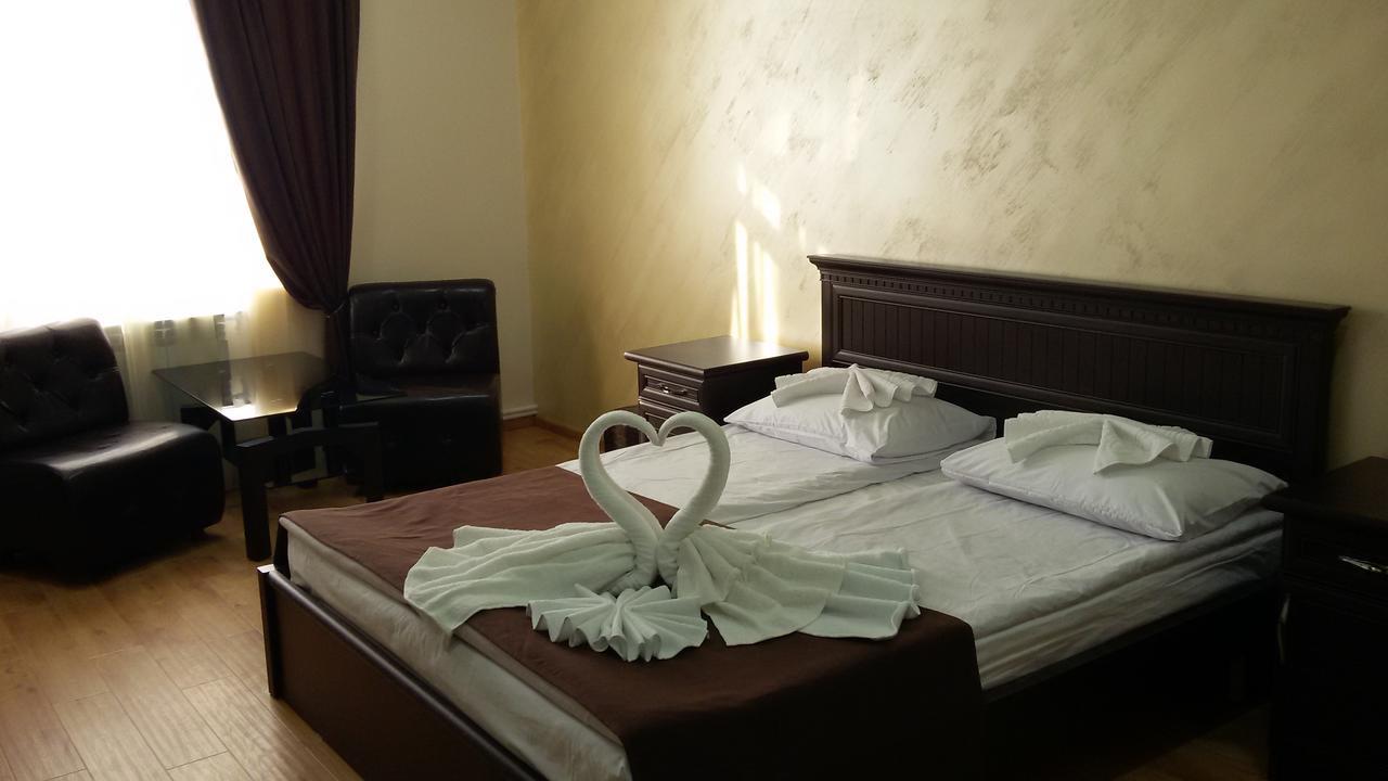 Best View Hotel Erivan Exterior foto